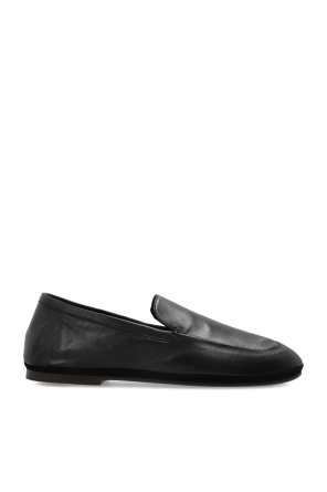 Loafers type shoes